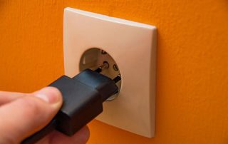 cambiar embellecedor