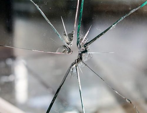 Tip cristaleros: Cómo retirar cristales rotos