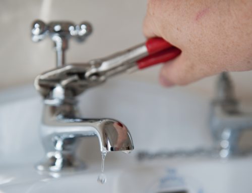 Consejos del hogar: ¿cómo evitar la formación de barro al pie de un grifo exterior?