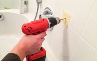 Cómo se taladra un azulejo sin romperlo