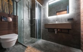 Cómo quitar la cal de la mampara de la ducha