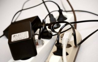 ¿Cómo hacer para que los cables no se vean?